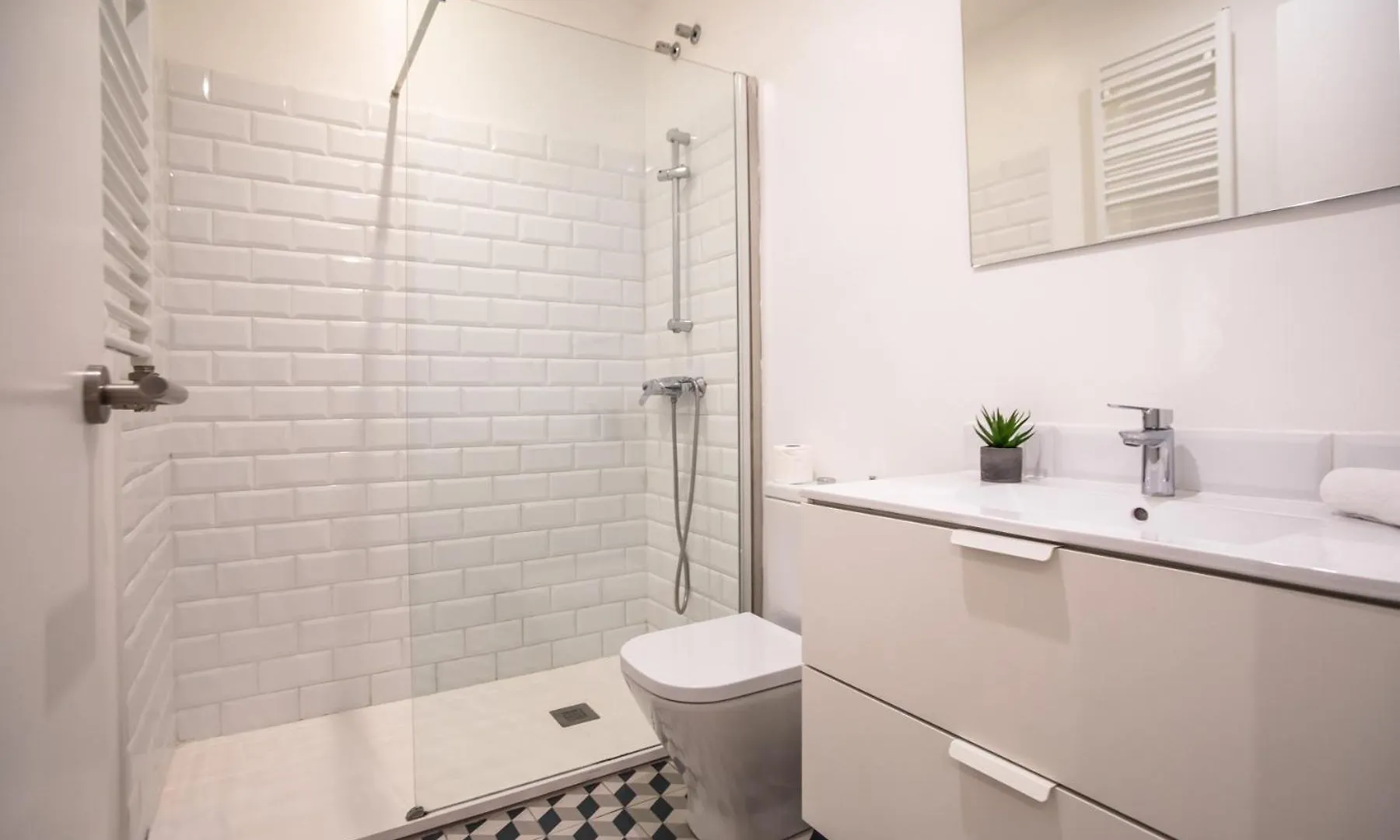24Mal1073-Marvellous 2Br Flat Near Sagrada Familia Lägenhet Barcelona 0*,