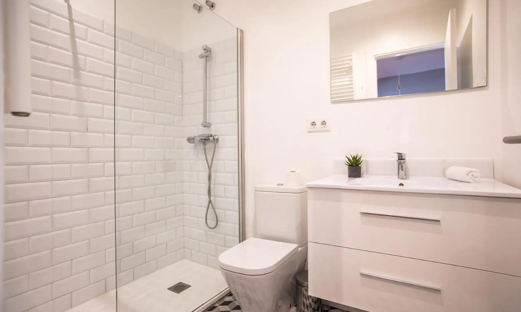 24Mal1073-Marvellous 2Br Flat Near Sagrada Familia Lägenhet Barcelona